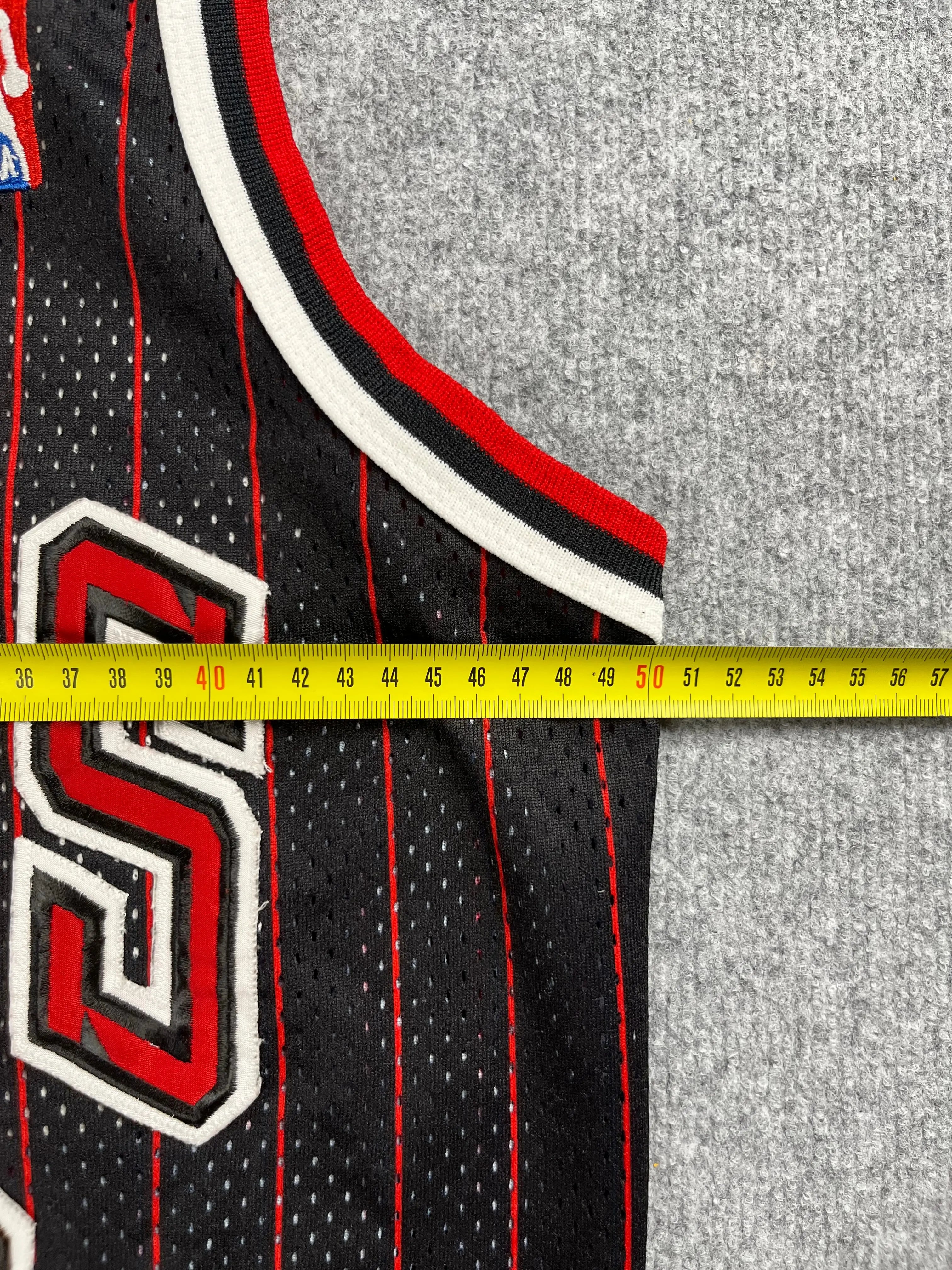 Michael Jordan #23 - Chicago Bulls Alternate 1996-1997 - Champion AUTHENTIC (M) - Maillot NBA