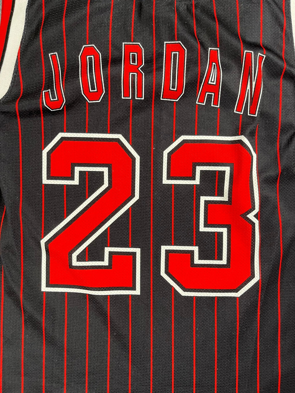 Michael Jordan #23 - Chicago Bulls Alternate 1996-1997 - Champion (L) - Maillot NBA