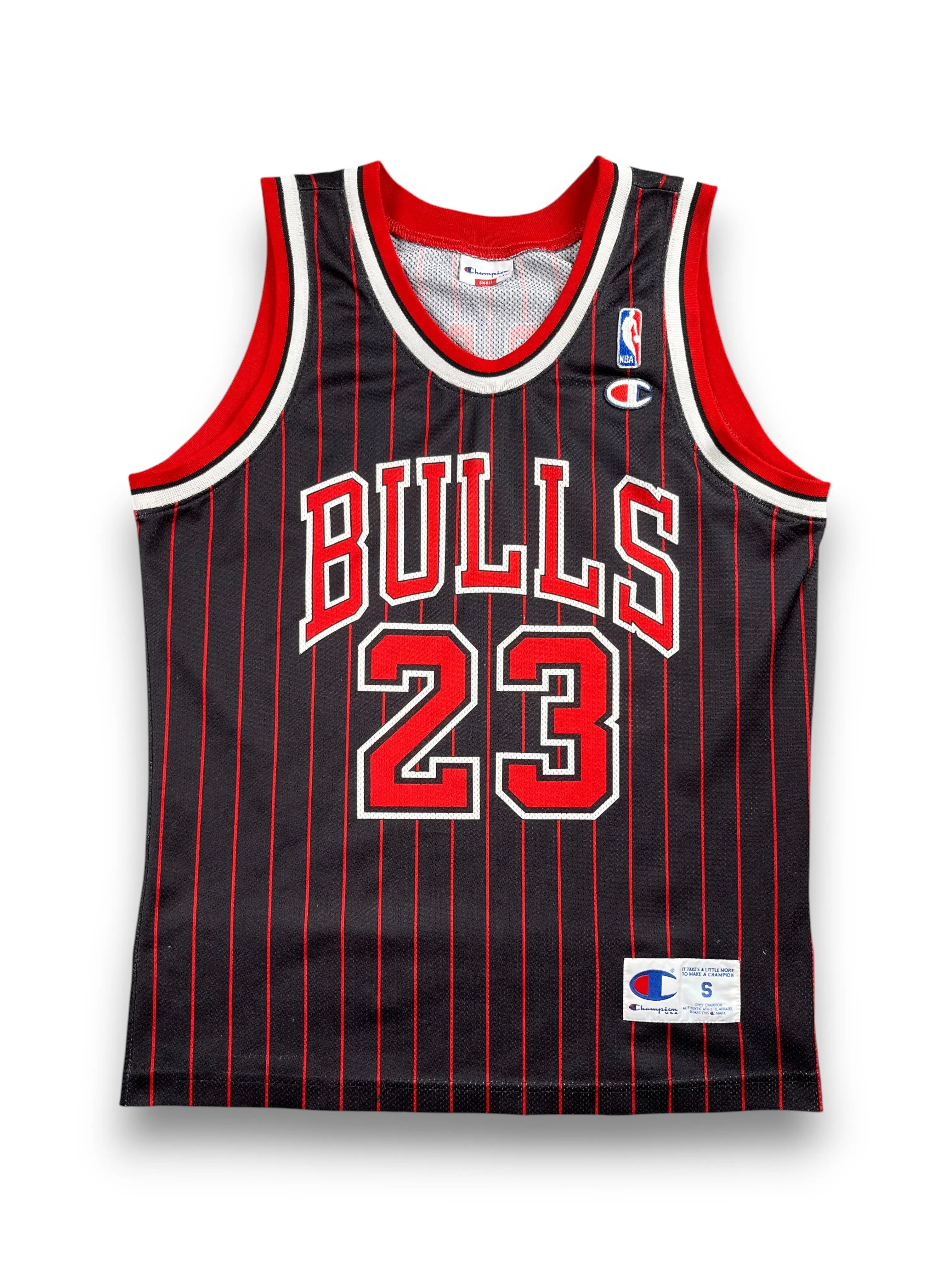 Michael Jordan #23 - Chicago Bulls Alternate 1996-1997 - Champion (S) - Maillot NBA