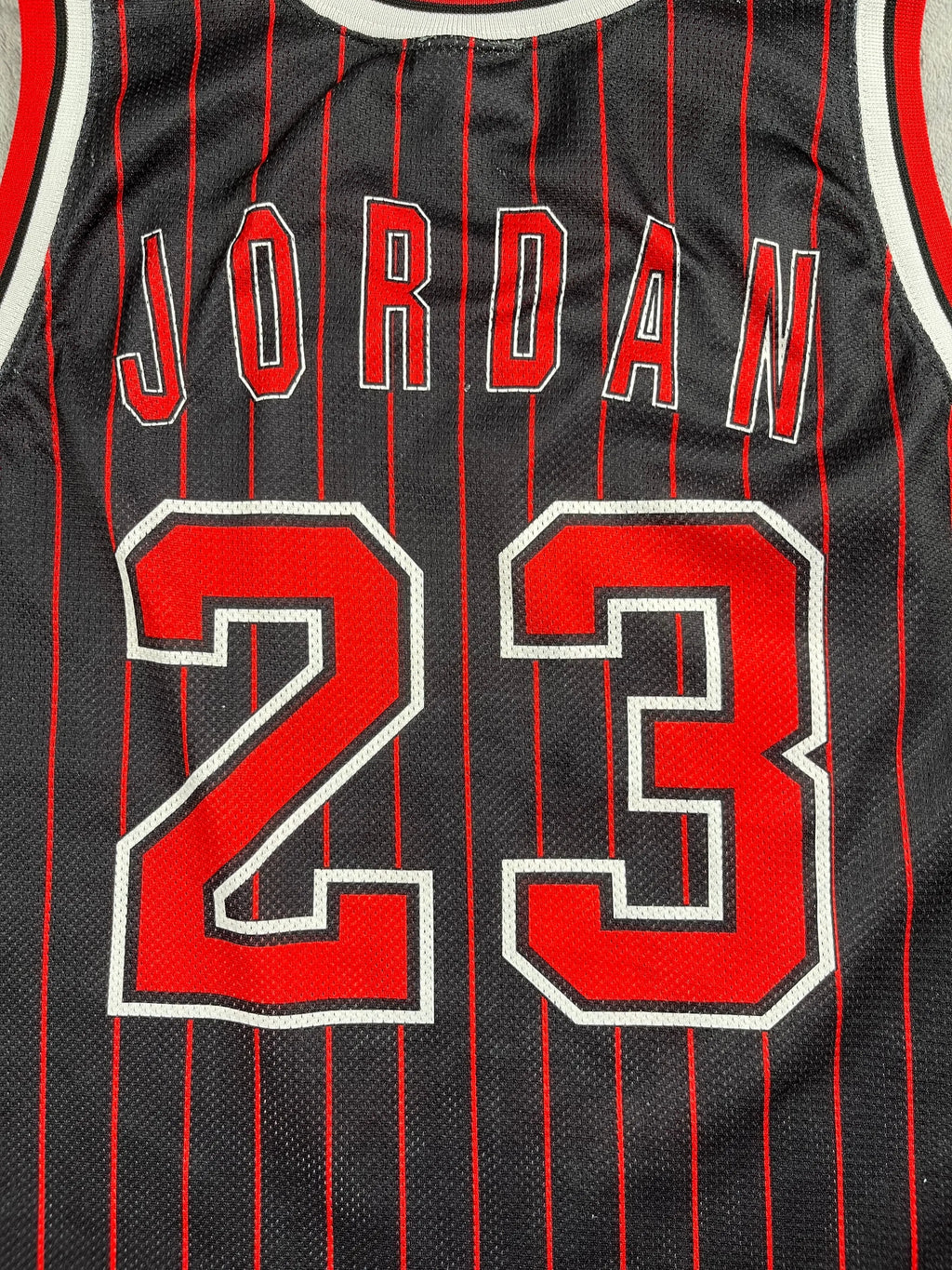 Michael Jordan #23 - Chicago Bulls Alternate 1996-1997 - Champion (S) - Maillot NBA
