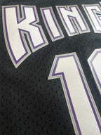 Peja Stojaković #16 - Sacramento Kings Away 2001-2002 - Mitchell & Ness (S) - Maillot NBA