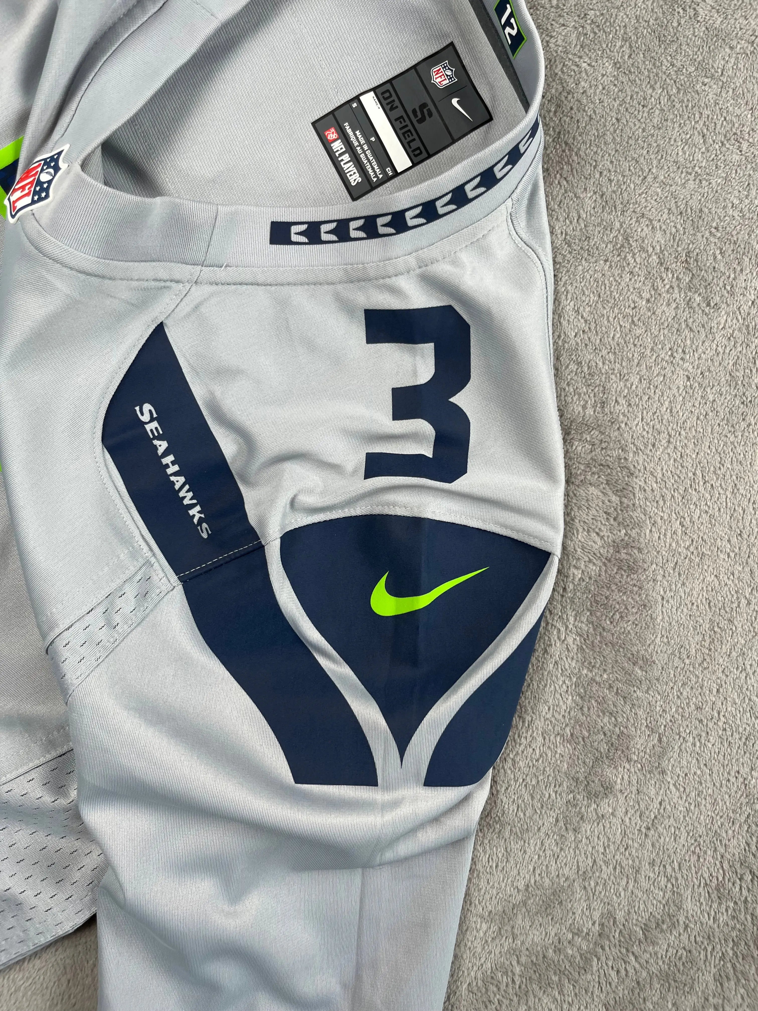 Russell Wilson #3 - Seattle Seahawks Alternate 2012-2021 - Nike (S) BNWT - Maillot NFL