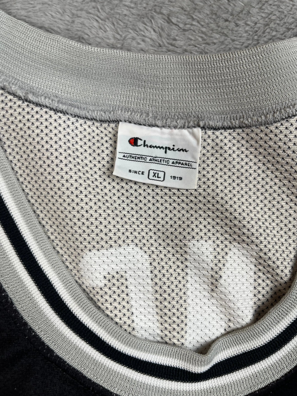 Tim Duncan #21 - San Antonio Spurs Away 1998-2010 - Champion (XL) - Maillot NBA Champion