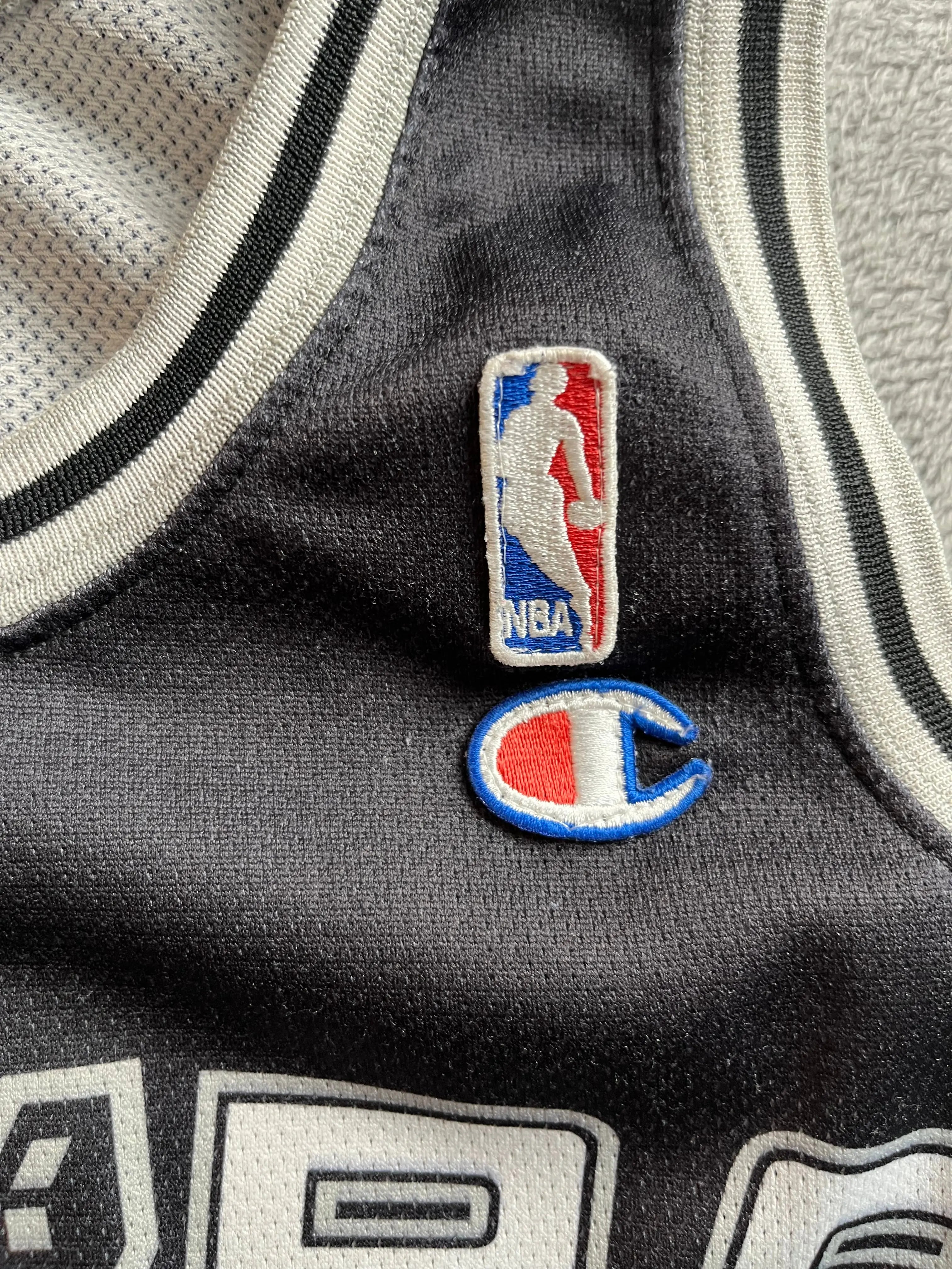 Tim Duncan #21 - San Antonio Spurs Away 2002-2010 - Champion (S) - Maillot NBA