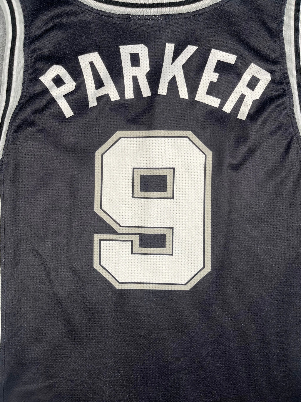 Tony Parker #9 - San Antonio Spurs Away 2002-2010 - Champion (M) - Maillot NBA