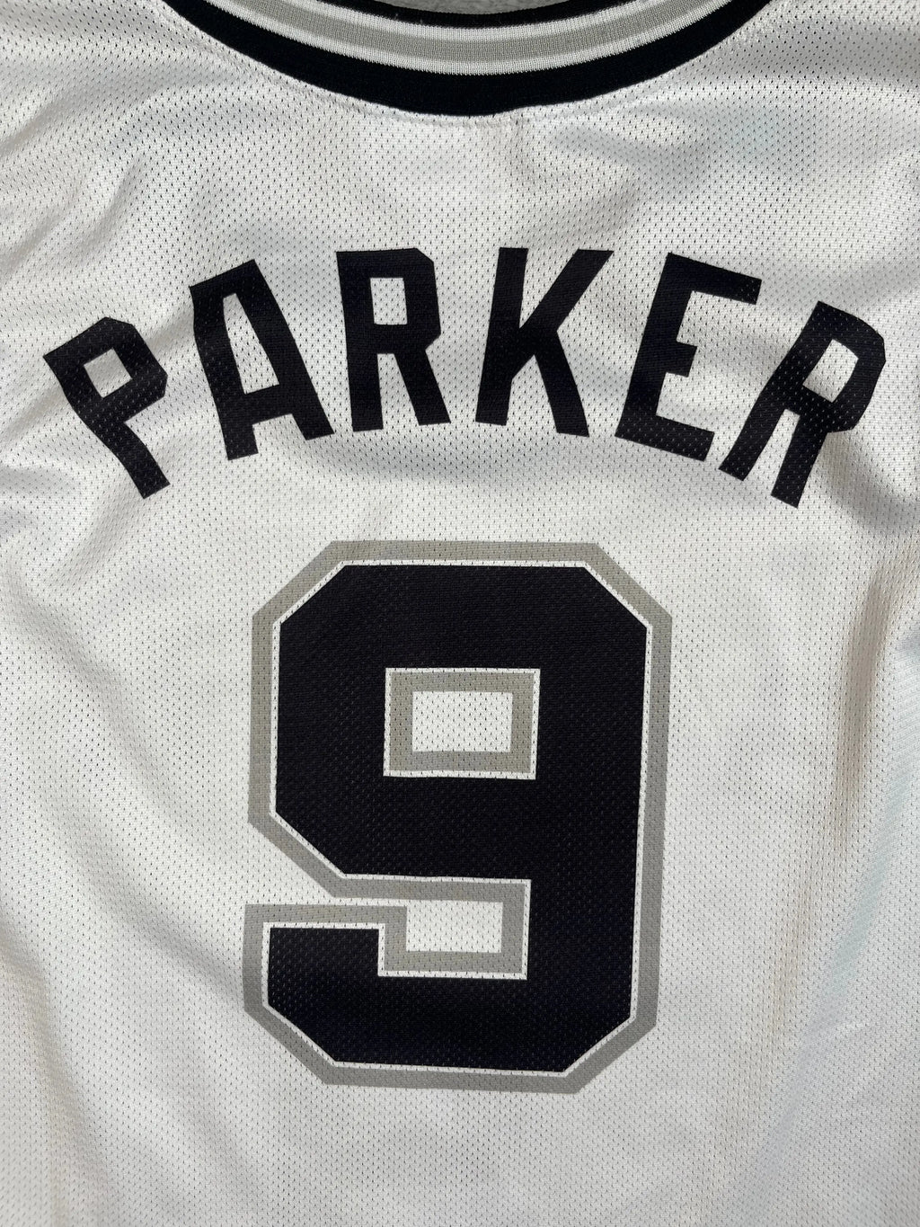 Tony Parker #9 - San Antonio Spurs Home 2002-2010 - Champion (XXL) - Maillot NBA Champion