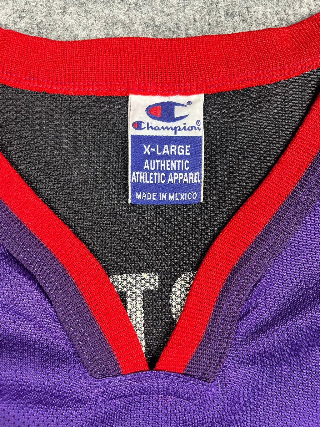 Vince Carter #15 - Toronto Raptors Away 2000-2003 - Champion (XL/XXL) - Maillot NBA