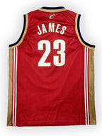 LeBron James #23 - Cleveland Cavaliers Alternate/Away 2004-2010 - Champion (L) Champion